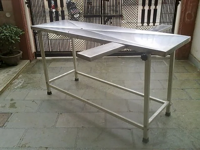 Dissection Table – Polylab